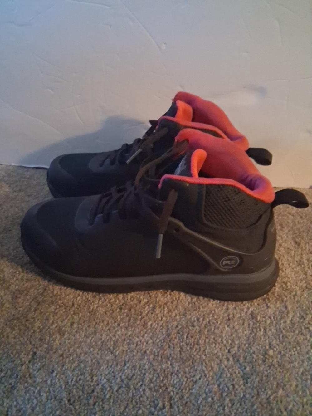 Timberland PRO Women Size 9.5 Mid Work Boots Black Pink Slip Resistant (read)